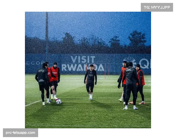 《队报》前瞻：巴黎对阵雷恩，恩里克的传控体系面临法甲力量冲击